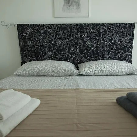 Break And Bed Bed & Breakfast